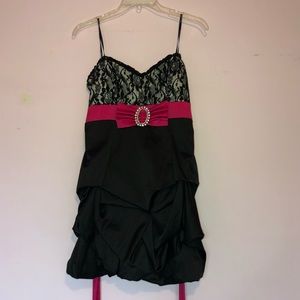 Formal homecoming black strapless dress